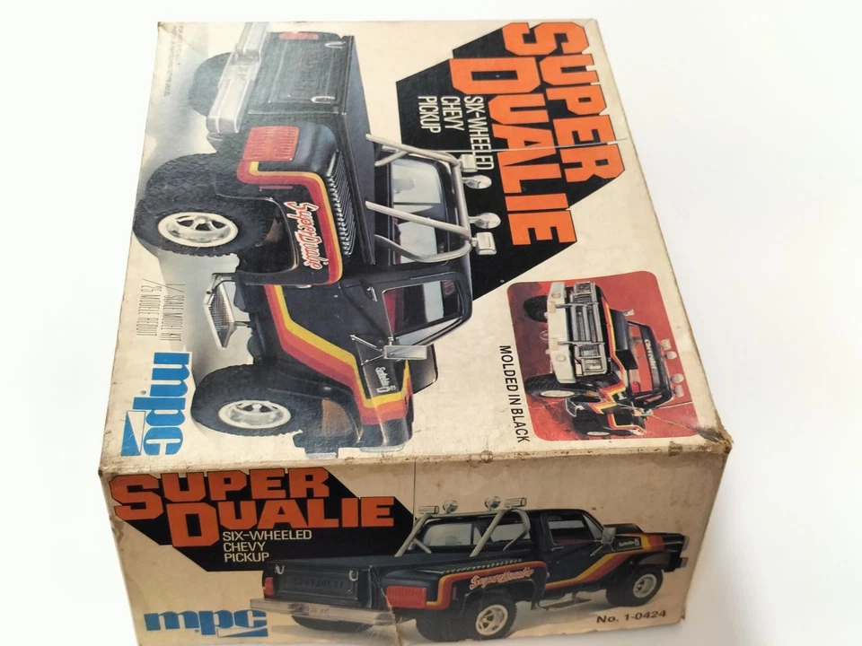 MPC Super Dualie Six Wheeled Chevy Pickup 1/25 Scale No. 1-0824 2503TY - Image 3 of 4