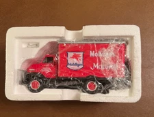 First Gear 1953 Ford C-600 Mobilgas Straight Truck