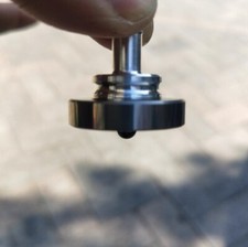 Tungsten Steel Hand Twisting Spinning Top Gyro Gyroscope Toys Collection