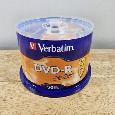 Verbatim DVD-R Blank Discs AZO Dye 4.7GB 16X Recordable Disc - 50 Pack Spindle