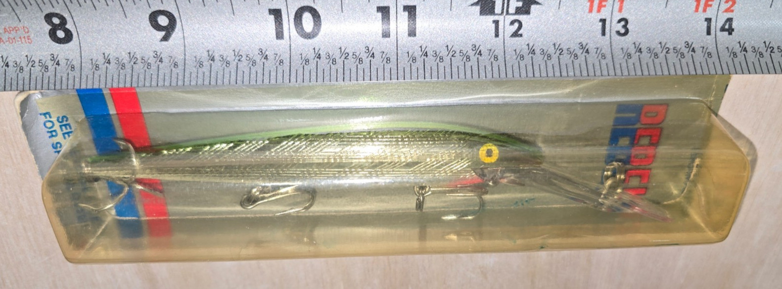 9-25 Vintage Rebel Spoonbill Minnow Green 6 in long Fishing lure Musky Muskie