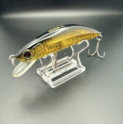 Yo-Zuri Crystal Minnow Floating Jerkbait Gold Black Fishing Lure