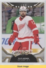 2022-23 Upper Deck MVP Gold Ice Battles Filip Hronek #123 READ 8tn