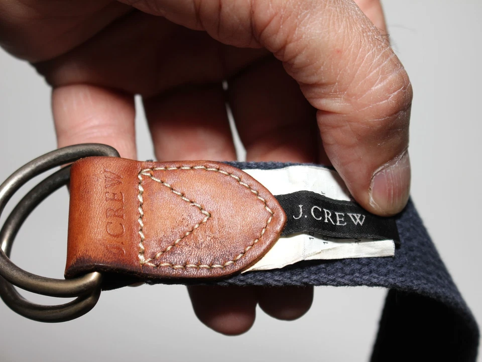 J. Cinturón Crew Azul Correas Cuero Tostado Pestañas Anillos en D - Talla S/M - 42" Largo Foto 4 de 4