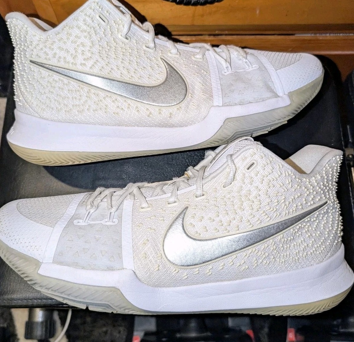Nike Kyrie 3 White Chrome | eBay