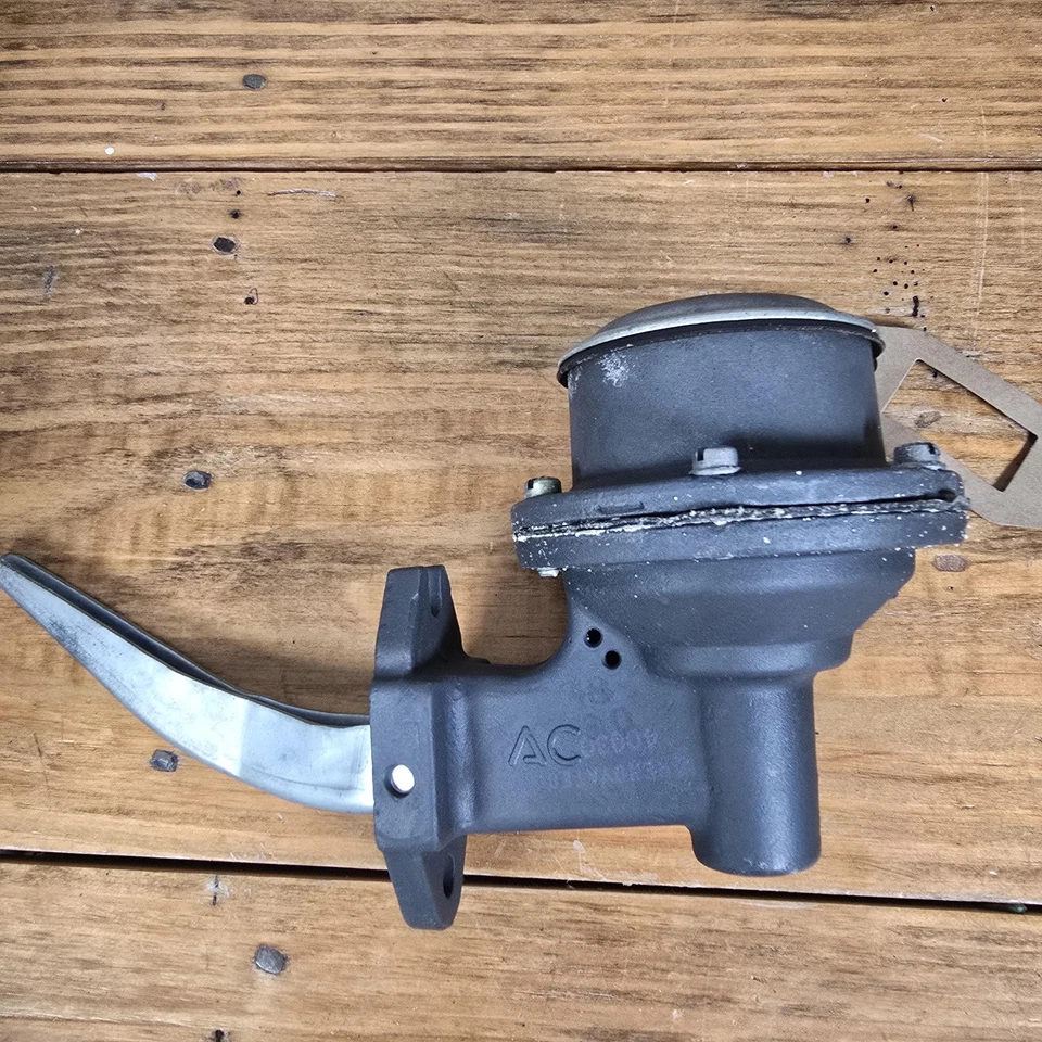 Bomba de combustible mecánica AC Delco 40030 6440030 1965 Oldsmobile F-85 330 motores 425 Foto 4 de 4