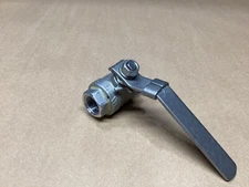 1/2" 1000 WOG CF8M BALL VALVE #105K95