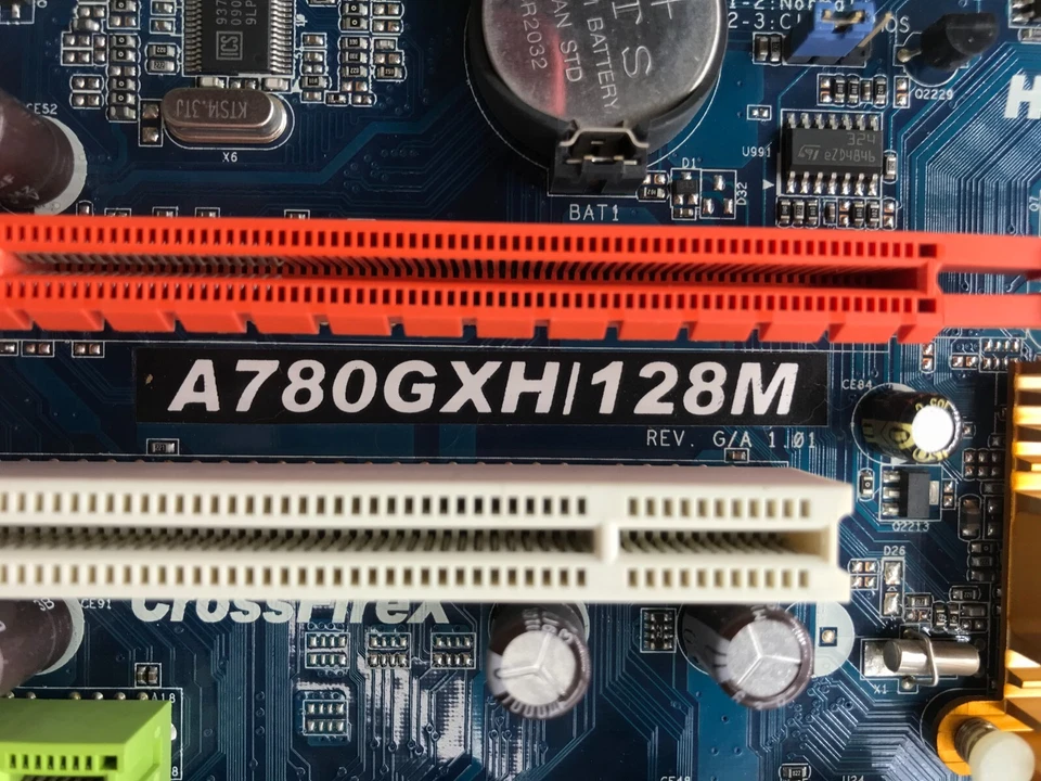 ASRock A780GXH/128M Motherboard AM2+ 780G DDR2 ATX AMD Phenom II X4 940 3.0GHz - Image 3 of 4