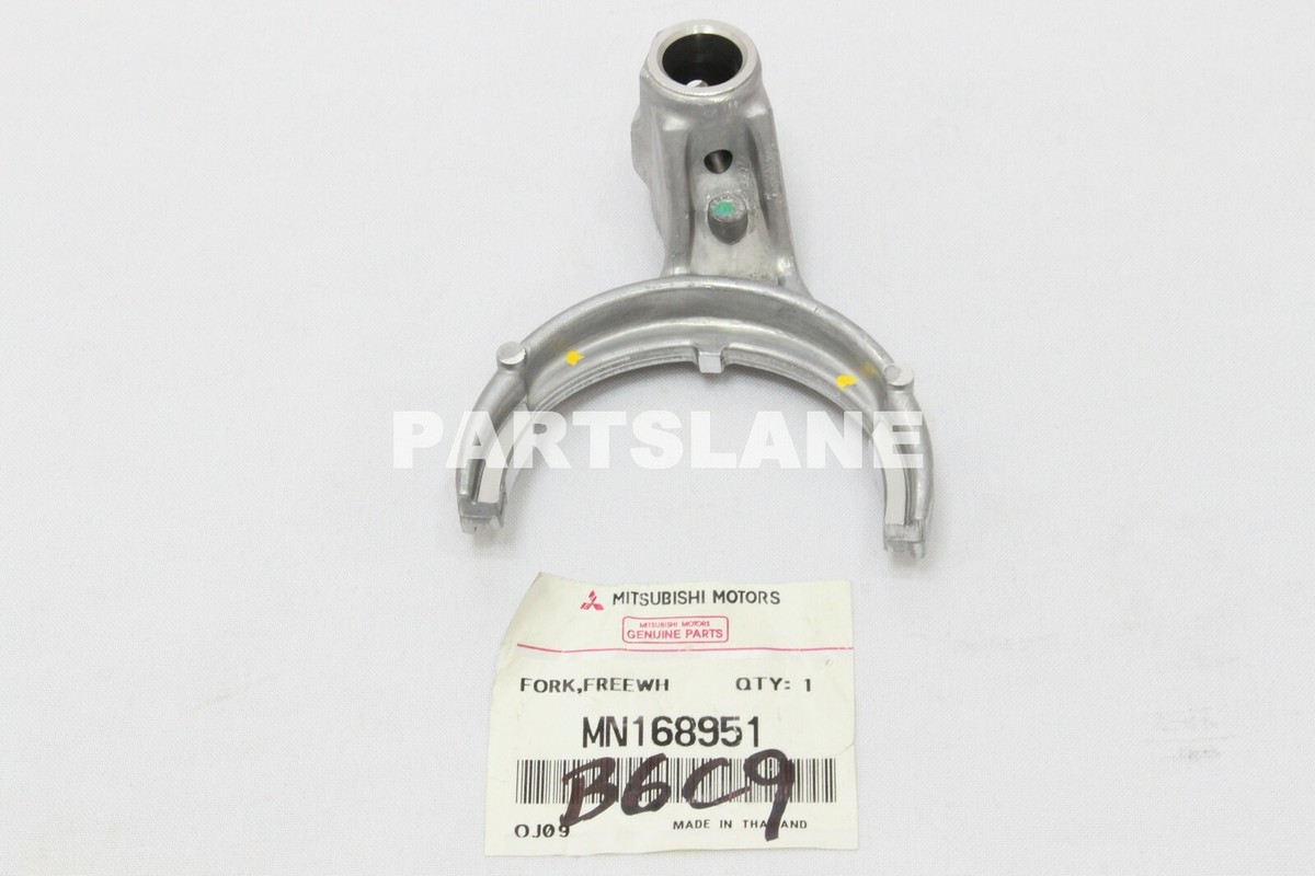 Mitsubishi L200 Pajero Montero Triton OEM Freewheel Clutch Shift 