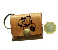 PORTACHIAVI MOTO VESPA IN CUOIO FATTO A MANO VERO CUOIO MADE IN ITALY