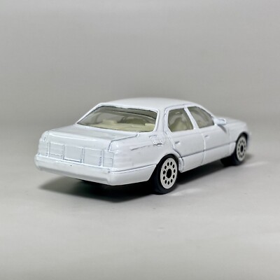 ZYLL Zee #D114 Lexus LS400 & Matchbox #93 1994 Lexus LS400 1:64