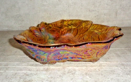 1970's Vintage Indiana Carnival Glass Amber Marigold Iridescent Bowl ^^