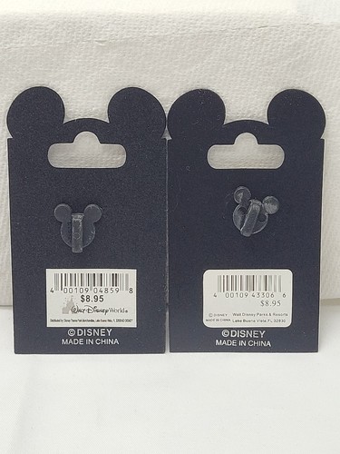  Disneys MGM STUDIOS Two Pins Mickey Goofy on Cards Trading Around The World  - Bild 4 von 6