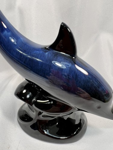 Vintage Blue Mountain Pottery Dolphin Figurine Statue Cobalt Blue Black Glaze - Picture 5 of 12