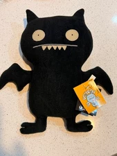 Uglydoll Limited Edition RARE Black Ice Bat with Special Tag 2014 Signed Horvath