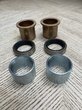 NORTON ROADHOLDER FORK BUSH KIT AND TAPER HEADSTOCK BEARINGS