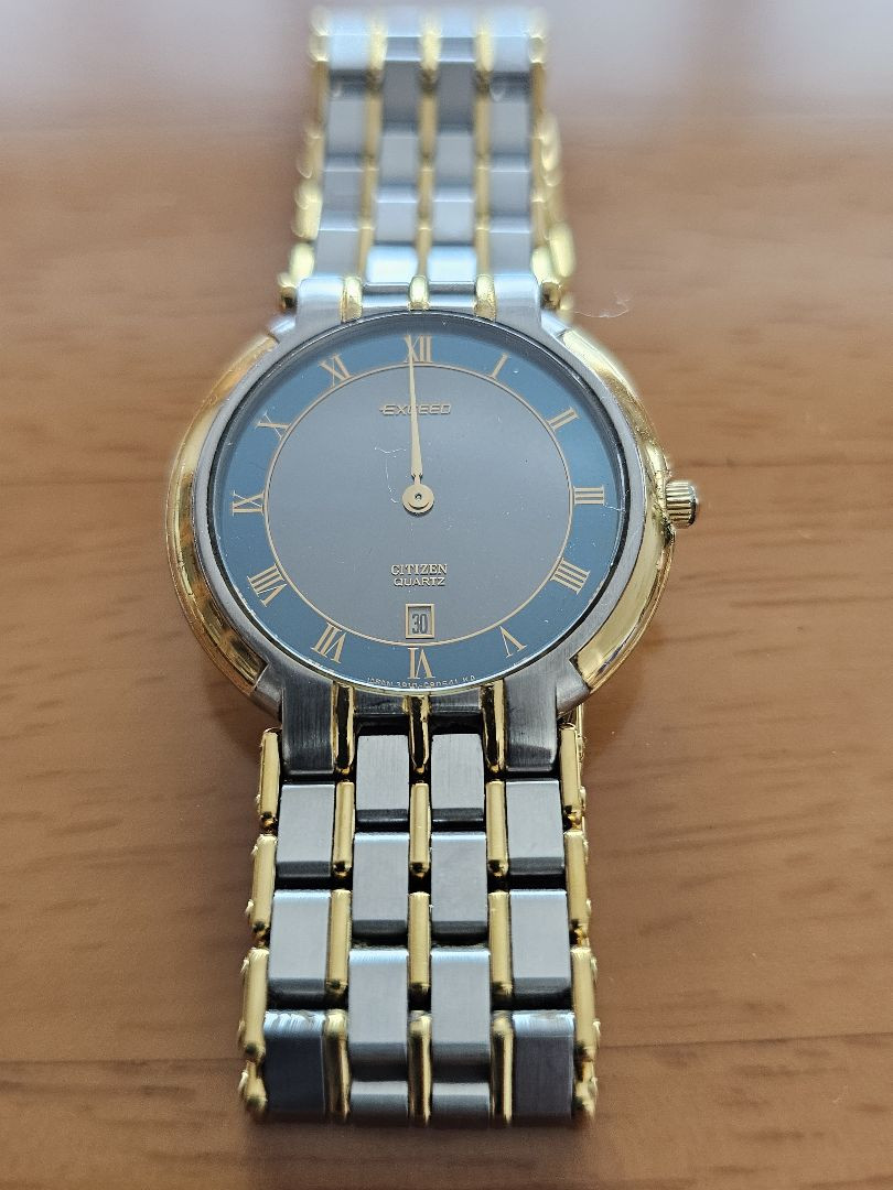 Citizen Exceed 3910-957091 Analog Quartz Men Rare Thin Dial