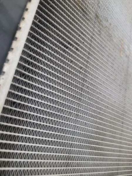 2007-2010 CADILLAC STS Radiator With Extra Cooling Opt V03 19130364 07-10 Foto 3 de 4