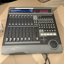 Mackie Control Universal 8-Channel DAW Master Controller Mixer - Working