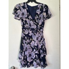 Tahari Arthur S Levine Navy Lavender Floral Tiered Wrap Dress Size 6 Flutter Slv