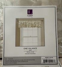 Lush Decor Gigi IVORY Flirty Fun 3D Cascading Circles Window Valance 70'' x 14''