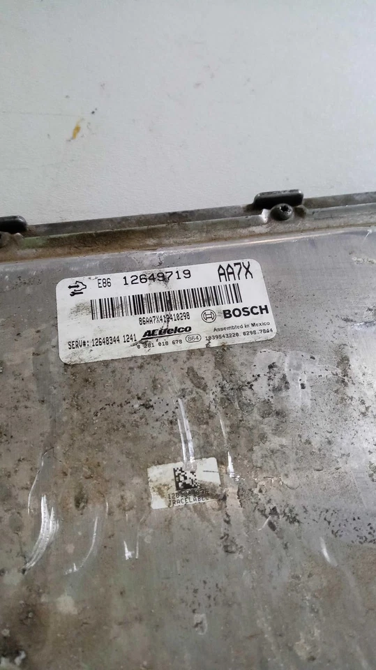 2012 GMC SIERRA 2500 PICKUP Engine Control Module ECM 12648344 240K Mi - Image 2 of 4