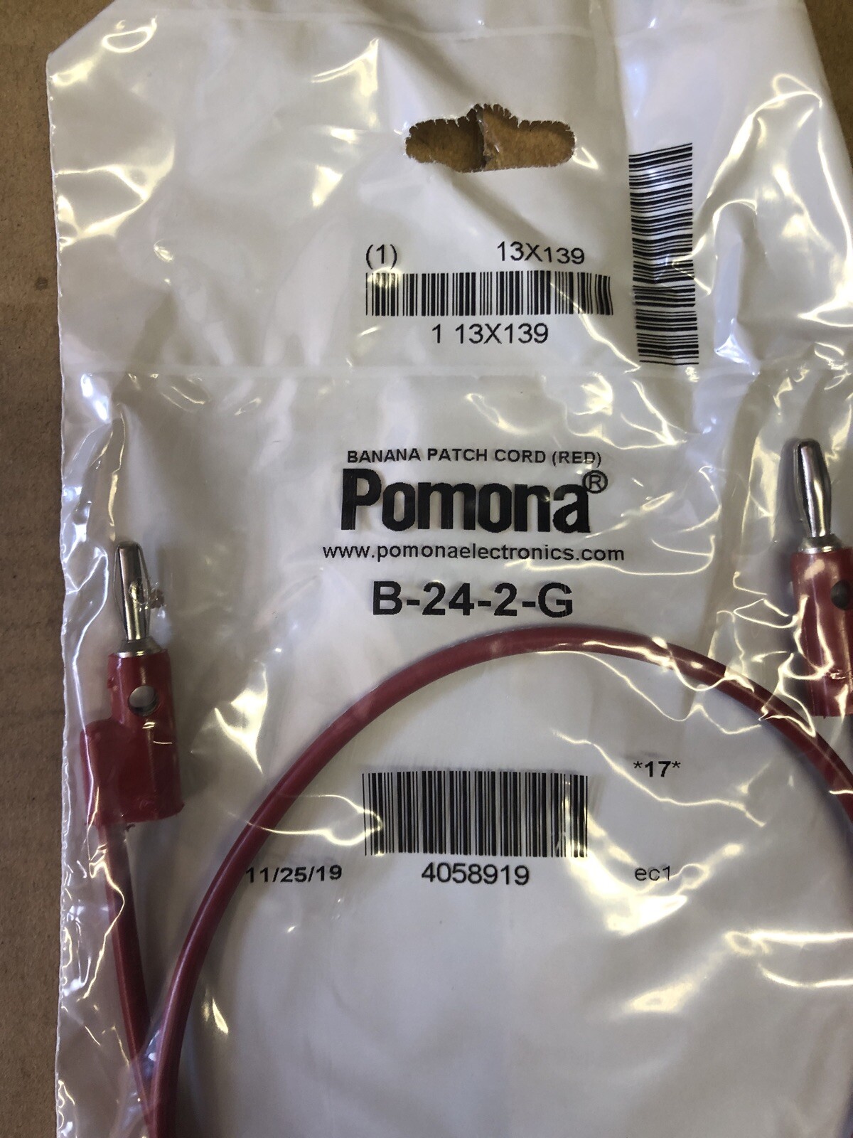 POMONA B-24-2-G Banana Patch Cord Red Brand New