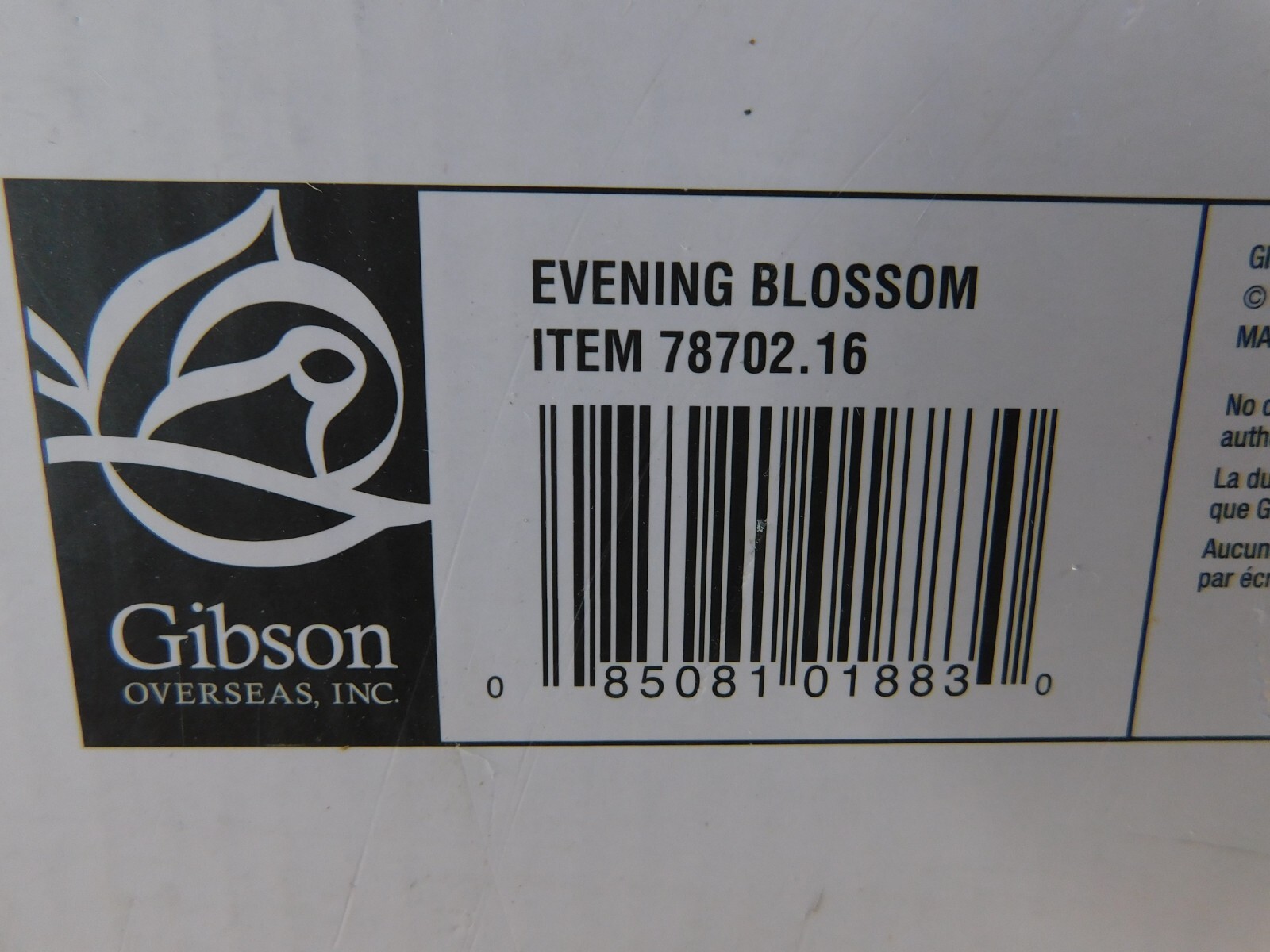 Gibson - 78702.16 - Elite Evening Blossom 16 Piece Dinnerware Set - Black