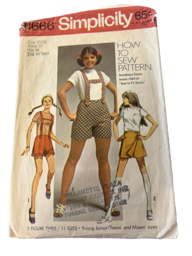 Vtg 1960s Simplicity Pattern 8666 Sz 15/16 Shorts & Suspenders & Skort Skirt  - Picture 1 of 2