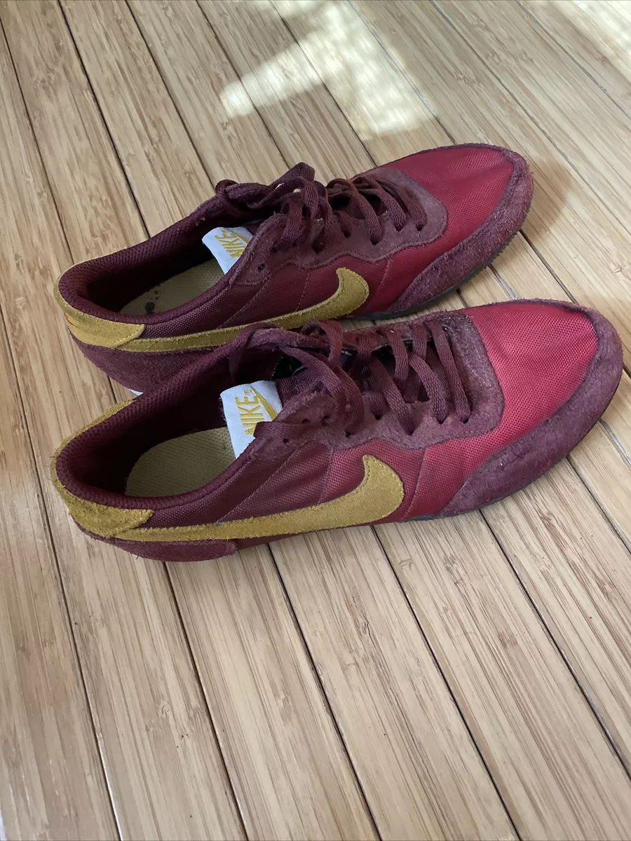 Nike Womens Sz 7 Sneakers Track Racer Maroon and Gold UPC