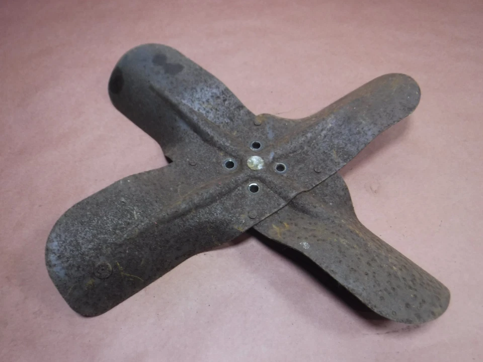 Ventilador de refrigeración Jeep Cj5 Cj7 4.2 6 cil 258 4 aspas con espaciador de fábrica OEM envío gratuito Foto 2 de 4