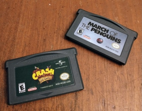 Nintendo Game Boy Advance Crash Bandicoot The Huge Adventure & March Of Penguins