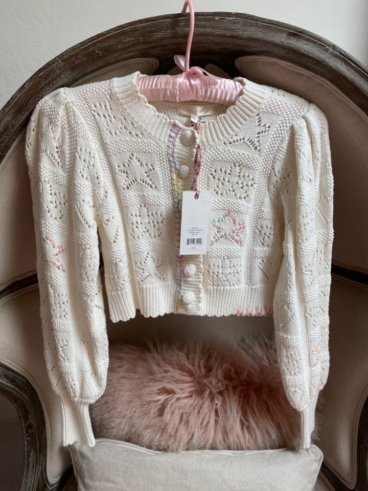 NUEVO CON ETIQUETAS LoveShackFancy Cárdigan Recortado Lata Suéter Pastel Arco Iris Bordado XS