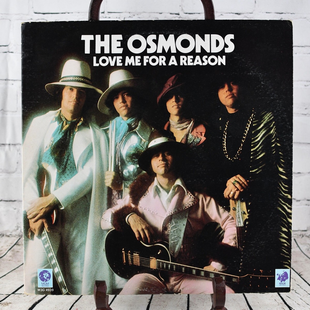 The Osmonds - Love Me For A Reason, 12