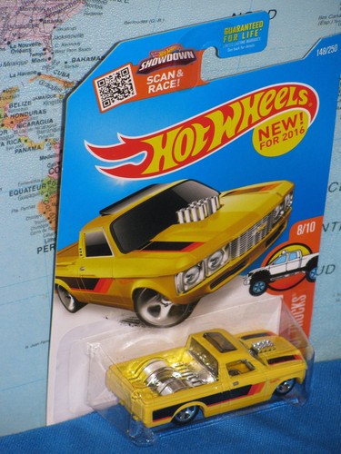 HOT WHEELS CUSTOM 1972 CHEVY LUV 72 #148/250 HW HOT TRUCKS 8/10 BRAND NEW & VHTF - Picture 3 of 8