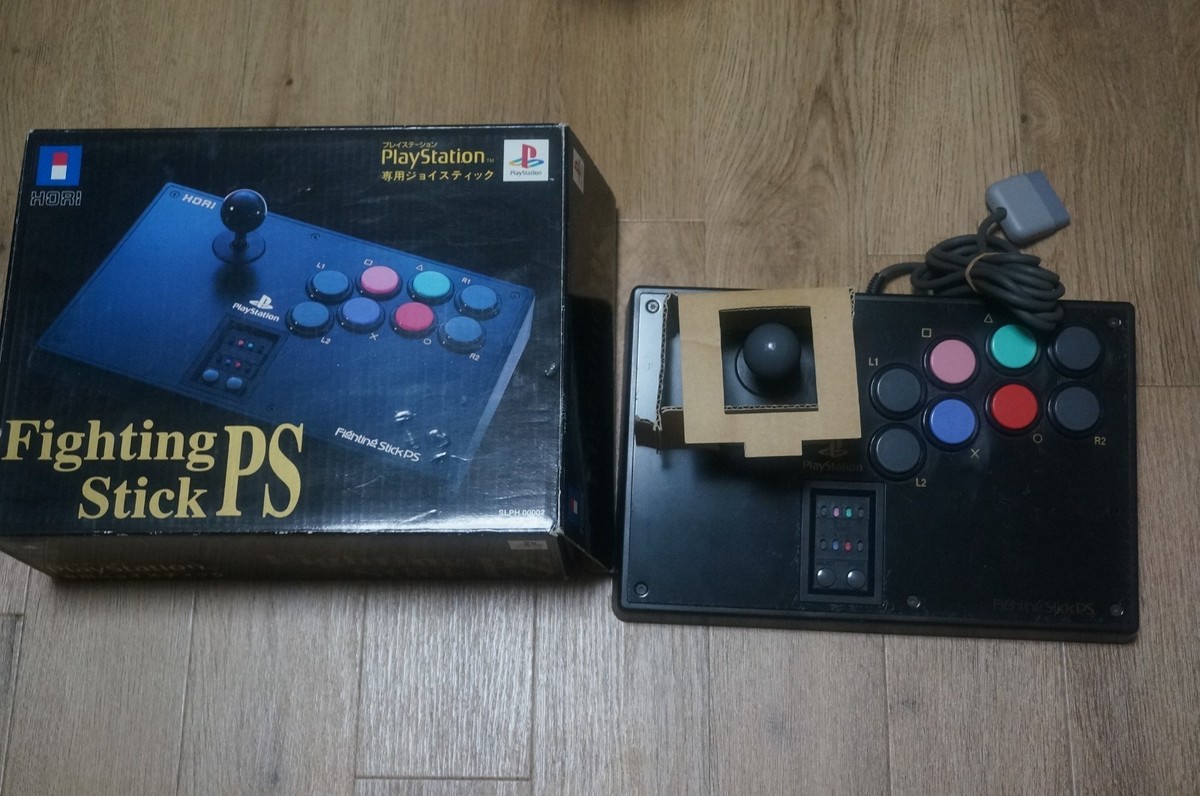 Fighting Stick PlayStation アーケードスタイル Amazon.com: HORI PlayStation 5 Fighting Stick Alpha (Street