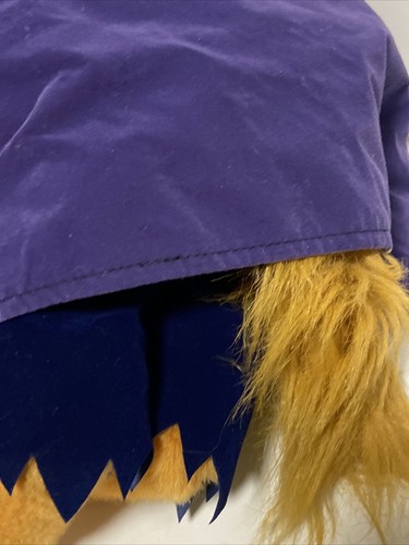 Disney Store La Bella y la Bestia 14" Peluche Púrpura Capa Juguete Peluche - Imagen 8 de 12