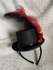 Mini czapka na głowę z piórami