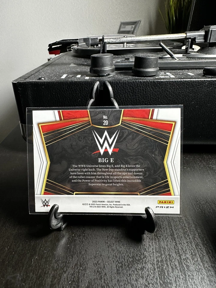 Big E Snapshots 2023 Panini Select WWE Wrestling Card # 20 Silver Flash - Image 2 of 2