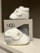 UGG Bixbee Infant Soft Baby Booties Slippers Pure White Sz 0/1~0-6 Months