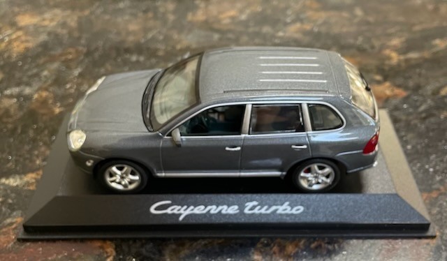 Minichamps 1:43 Porsche Cayenne Turbo Diecast Model Car - Metallic