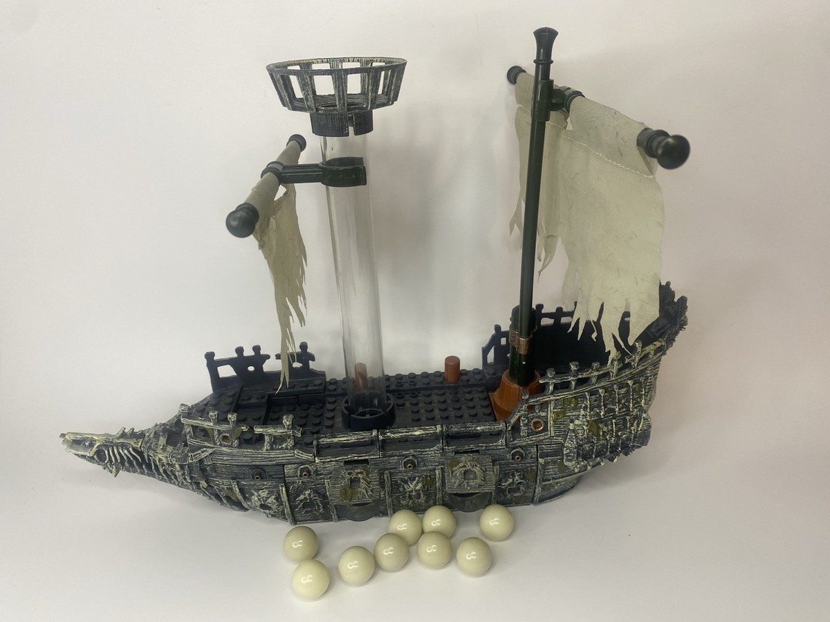Pirates Of The Caribbean MEGA BLOKS #1069 Flagship Black Pearl