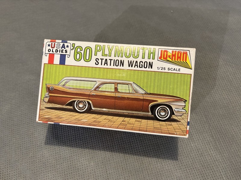 Vintage Jo-Han kit C-4560 of a 1960 Plymouth Station Wagon