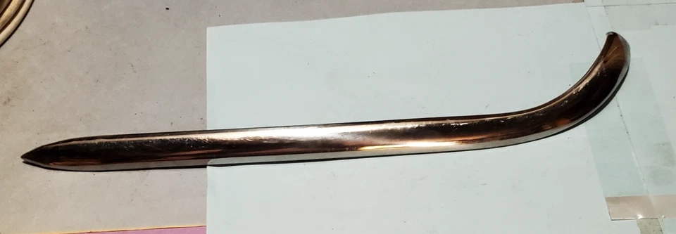 Dodge Royal 1955-56 trasero pulido acero inoxidable moldura de moldura de luz trasera Nuevo de Lote Antiguo Foto 2 de 3