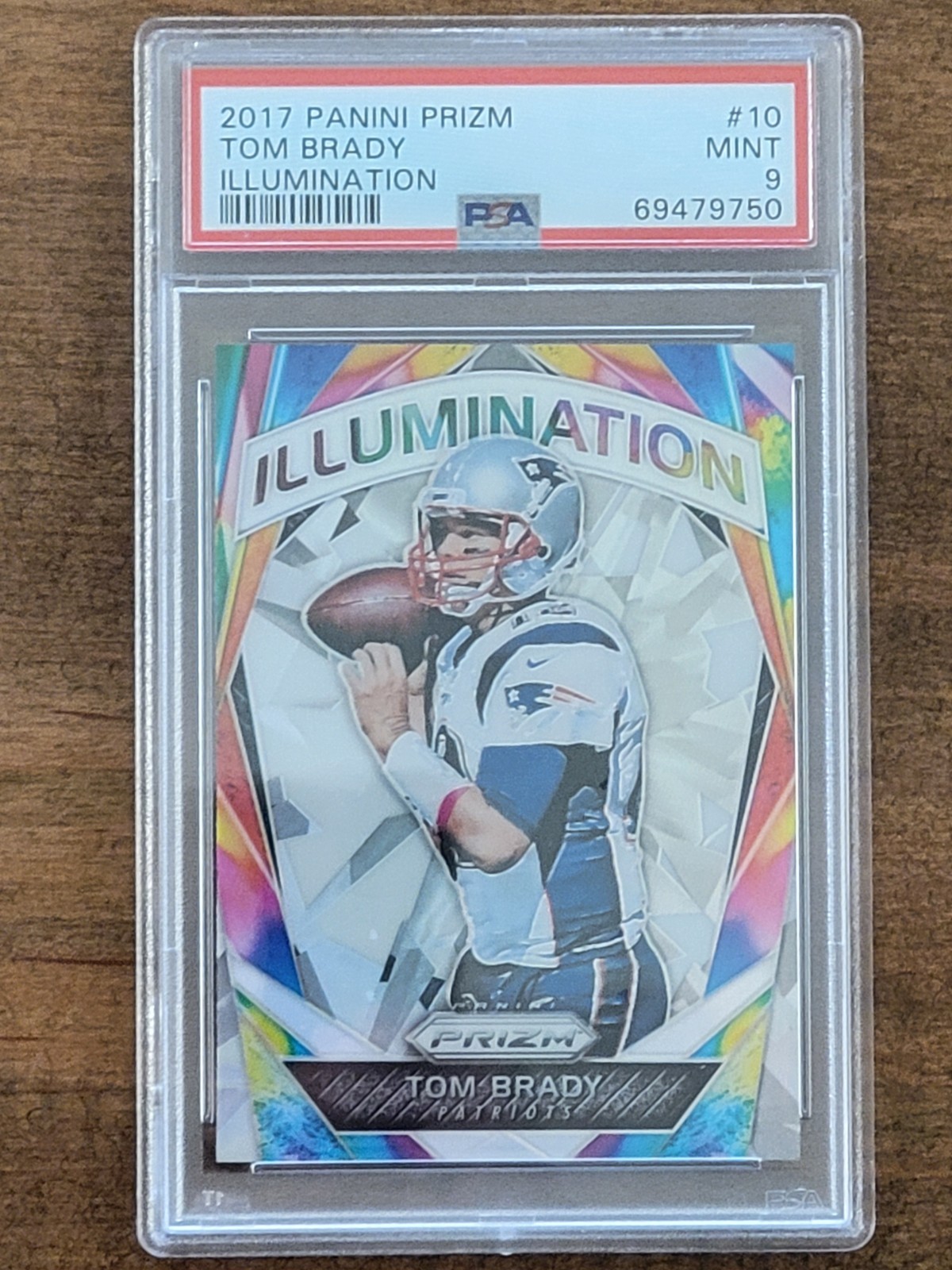 2017 Panini Prizm - Illumination Tom Brady #10 PSA 9