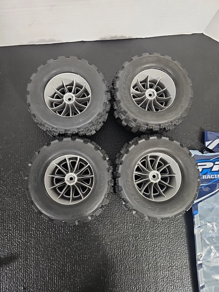 Pro-Line #10125-26 Badlands MX28 2.8" All Terrain Tires Mounted - w/12mm Hex Lot - Image 4 of 4