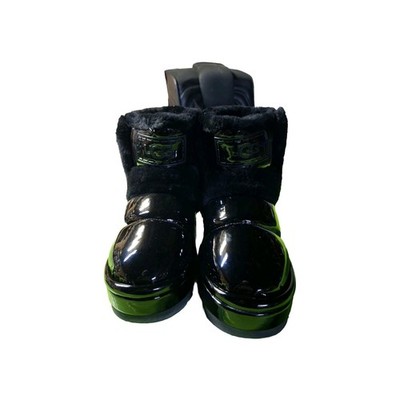 UGG CLASSIC CHILLAPEAK SHINE BLACK SHEARLING WMN'S BOOTS S-10.5 (NEW/DAMAGED BOX