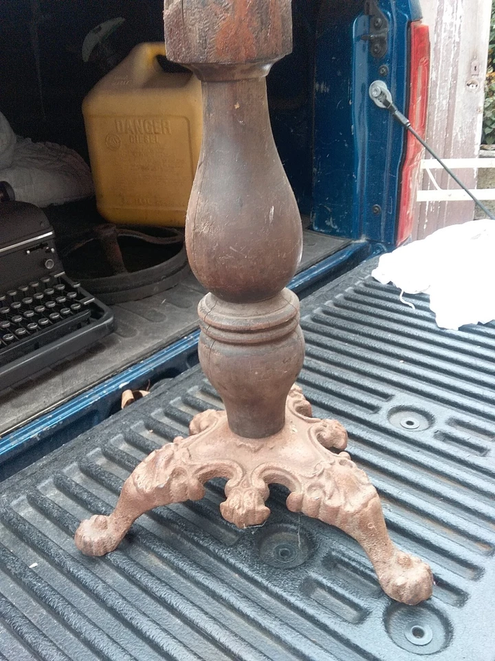 Antique 3 Legs Ornate Victorian Cast Iron Table Base Plant Stand Flag Holder Etc - Image 2 of 4