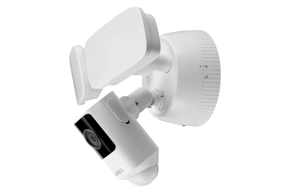 Lorex 2K Wi-Fi Floodlight Security Camera (32GB, Cloud-Enabled) - Image 3 of 4