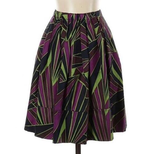 DKNY Size 0 Silk A-line skirt in excellent condition